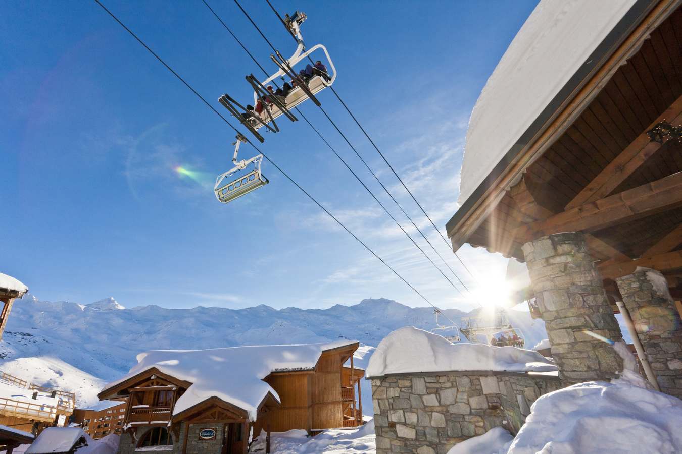Chairlift over chalets - Koh-I Nor