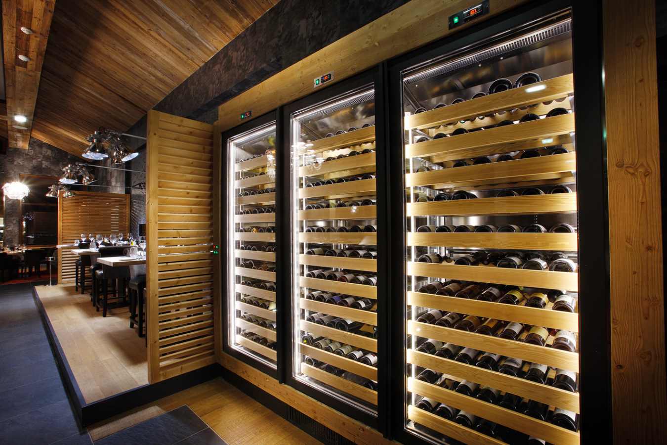 Cave a Vins - Koh-I Nor