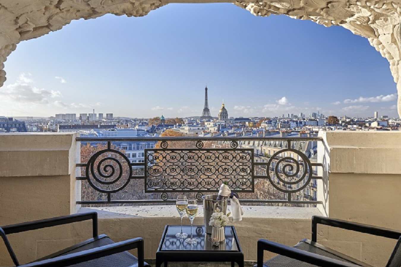 Suite Eiffel vue terrasse