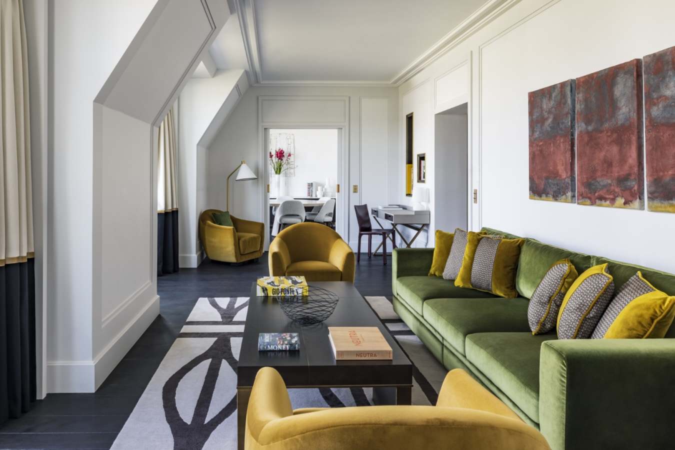 Honore Suite - living area