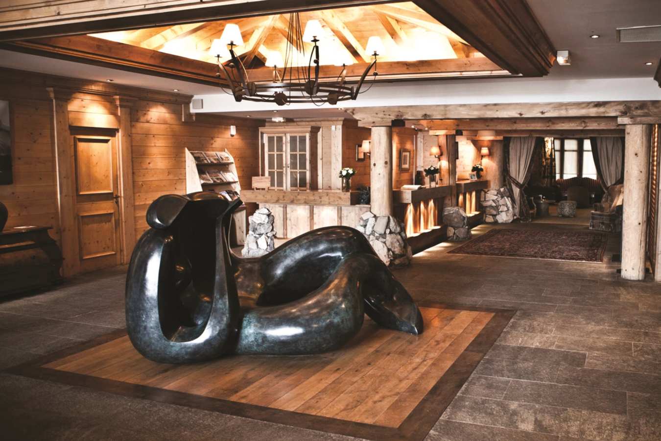 Entrance hall - Les Barmes de l’Ours