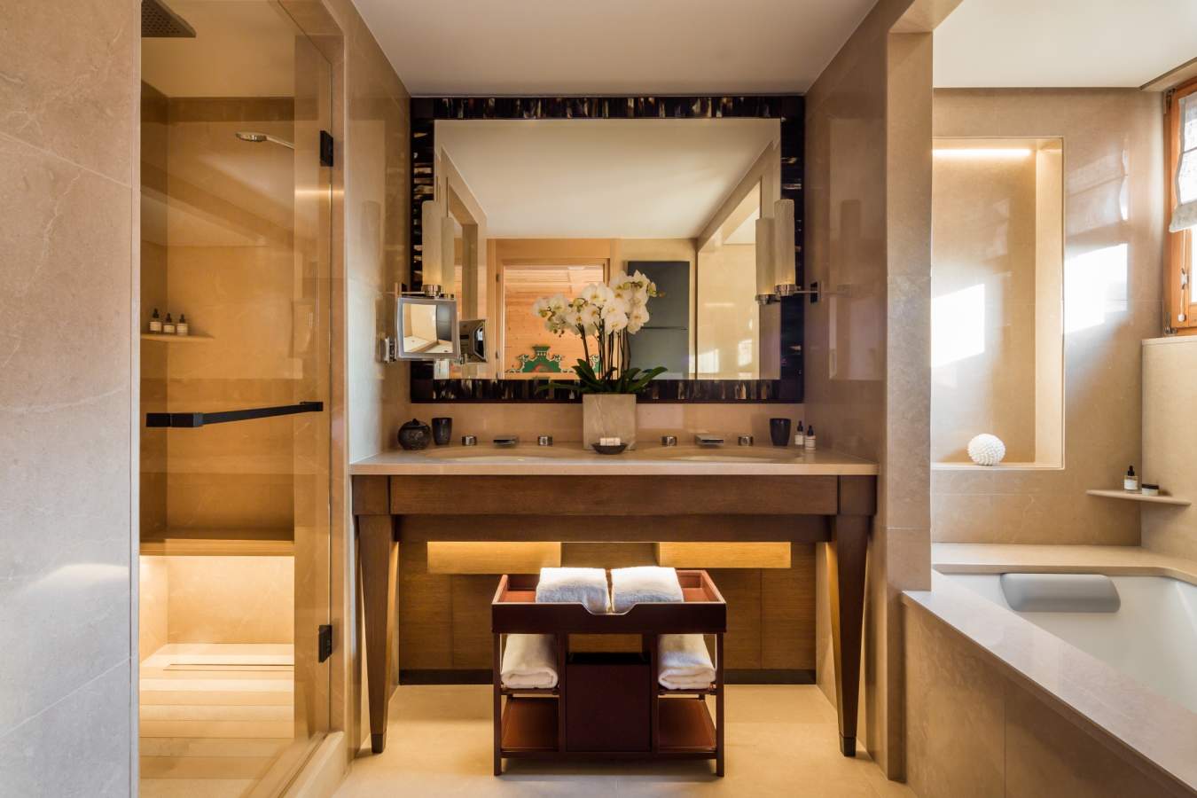 Chalet Alice - Gentiane Room Bathroom