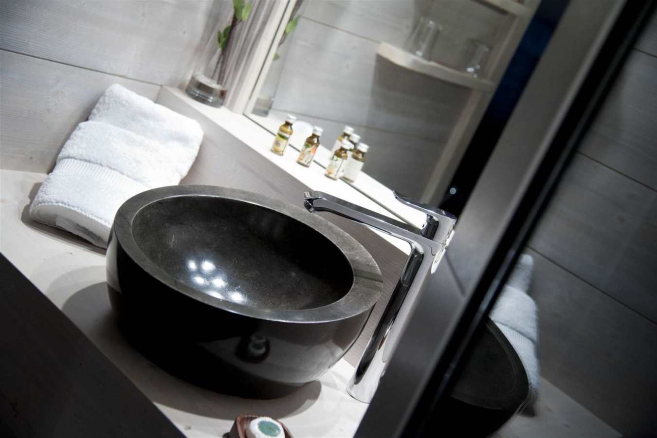 Bathroom - Les Sherpas