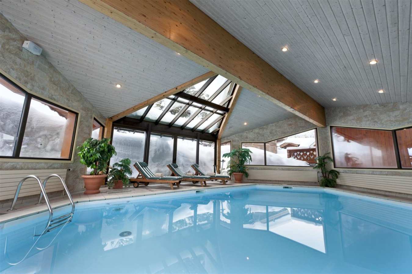 Swimming pool - Les Sherpas