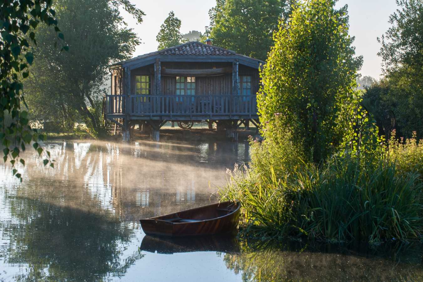 Aux Oiseaux Signature Suite