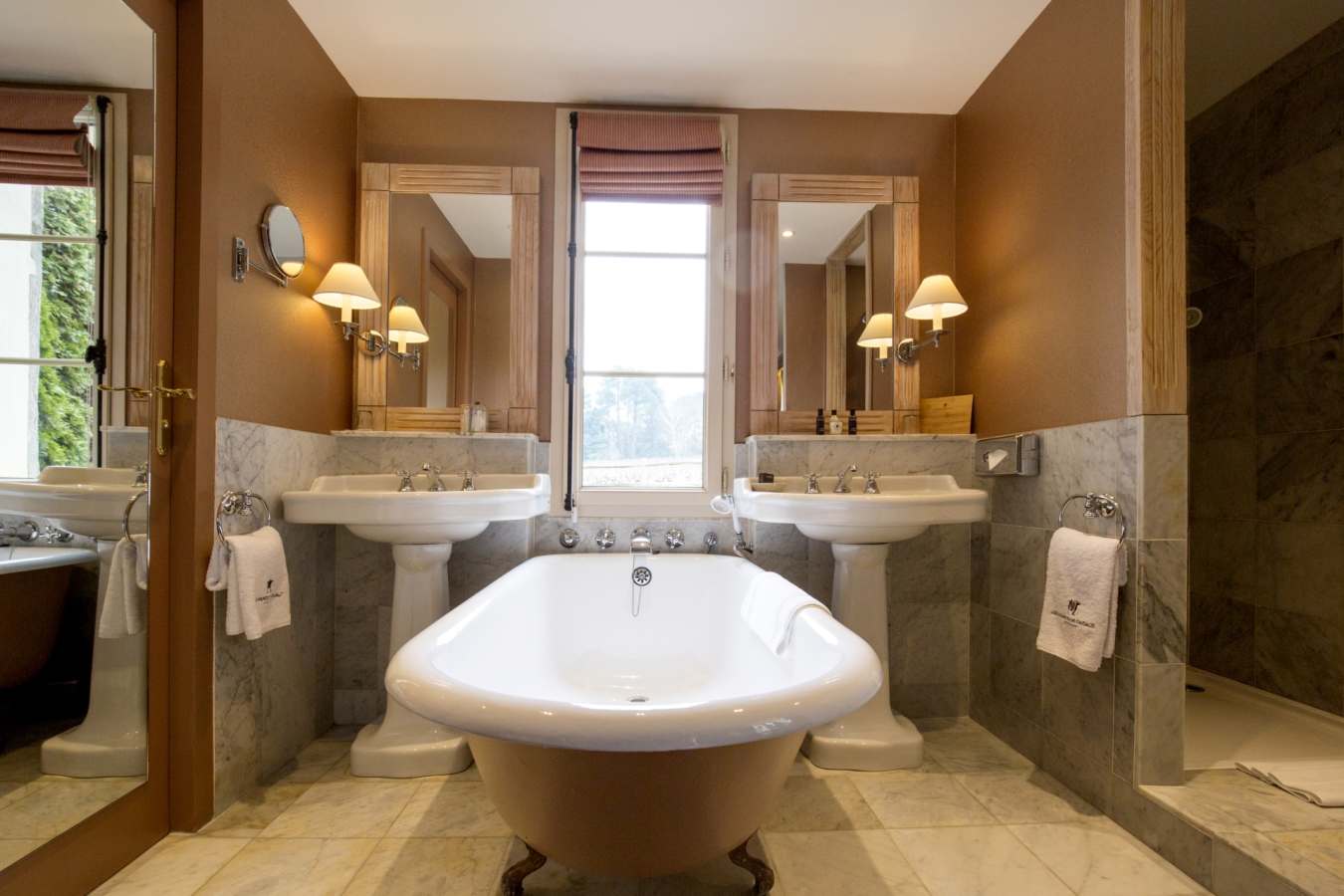 Prestige Room Bathroom
