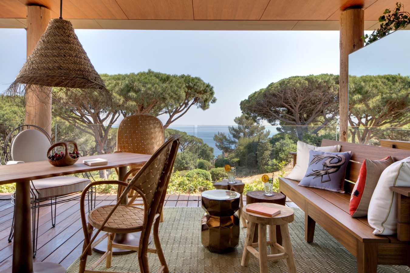 Sea View - Lily of the Valley 