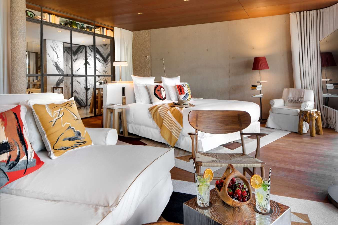 Suite - Lily of the Valley 