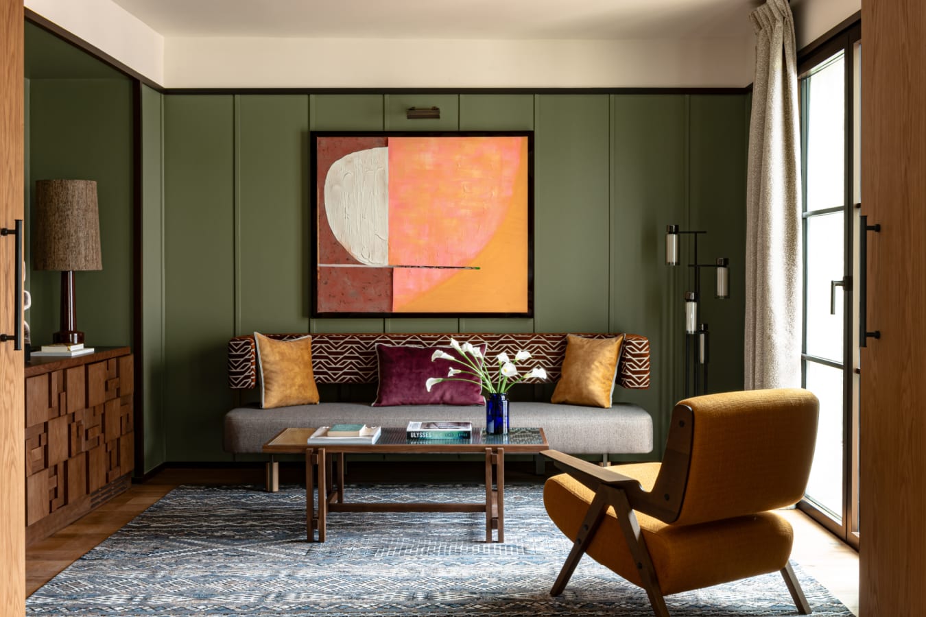 Junior Suite Living Room 