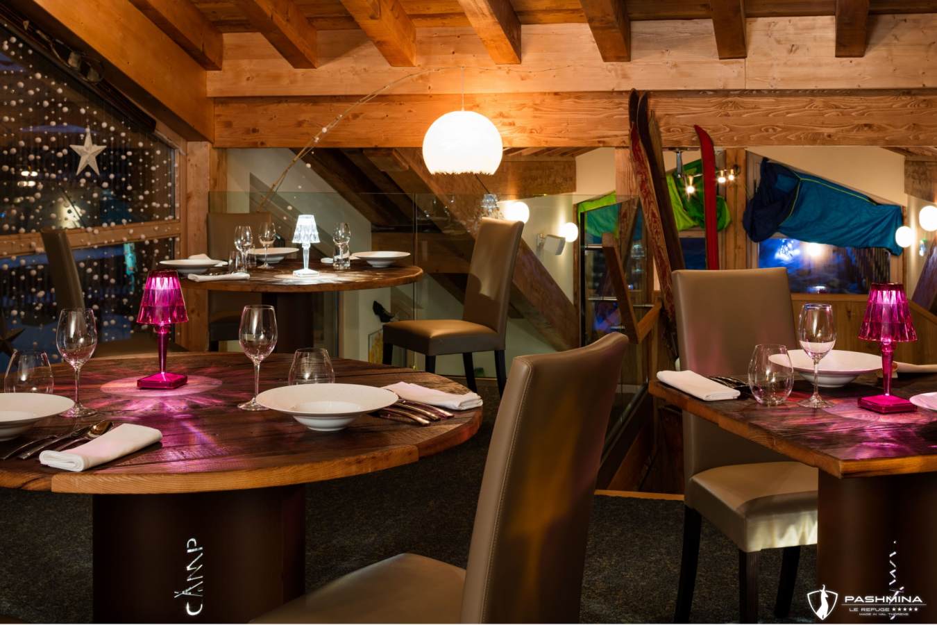 Le Base Camp Restaurant - Pashmina Le Refuge