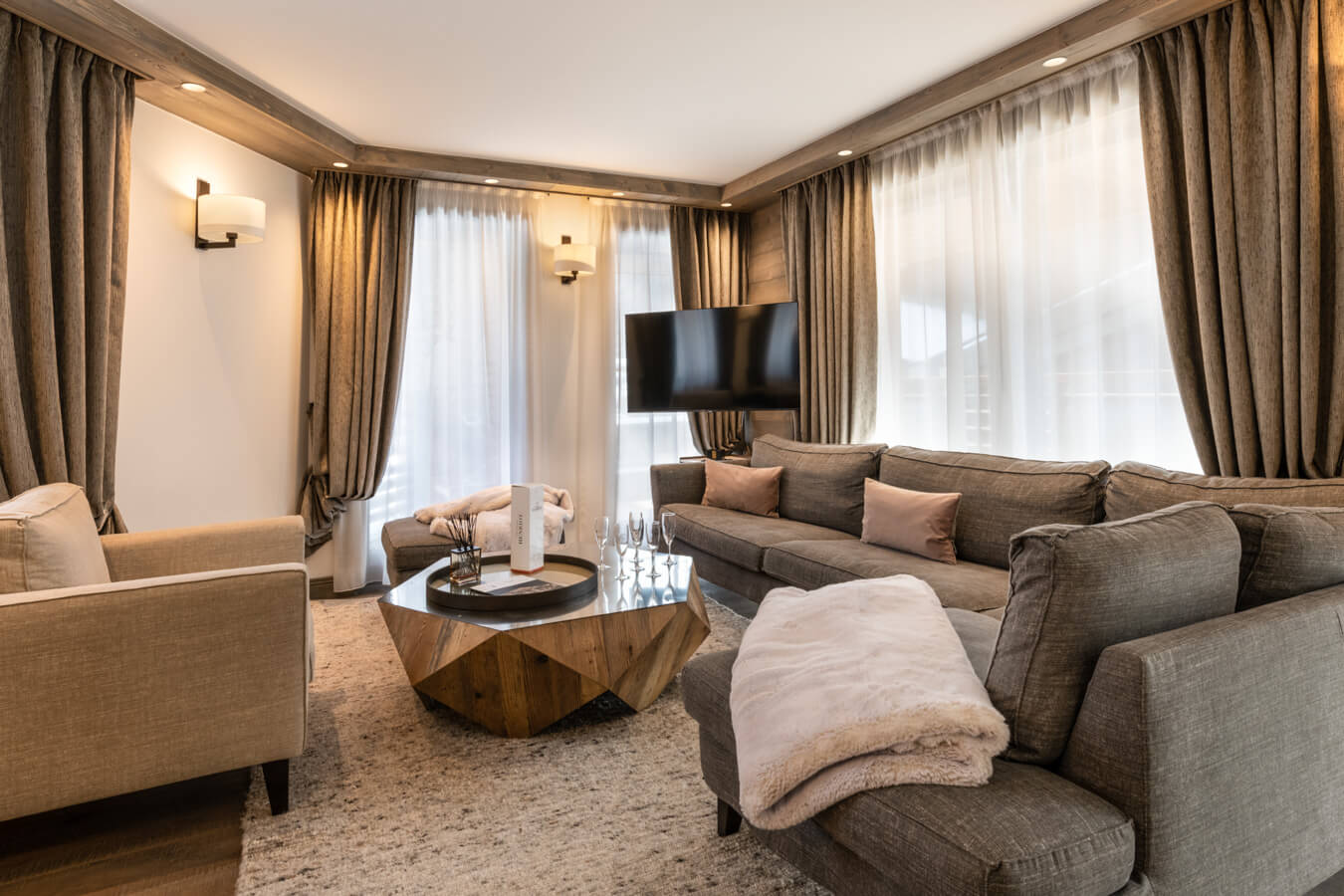 Apartment A09 
