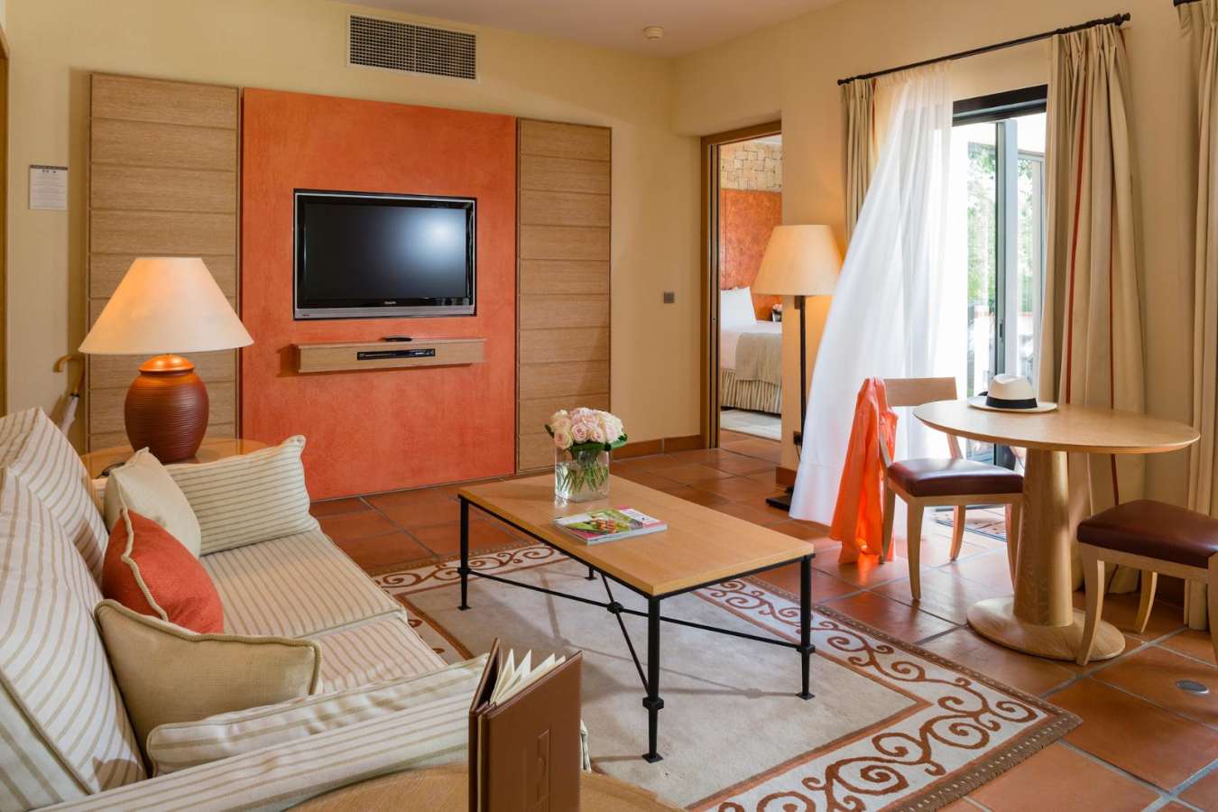 Suite lounge - Terre Blanche Hotel Spa Golf Resort