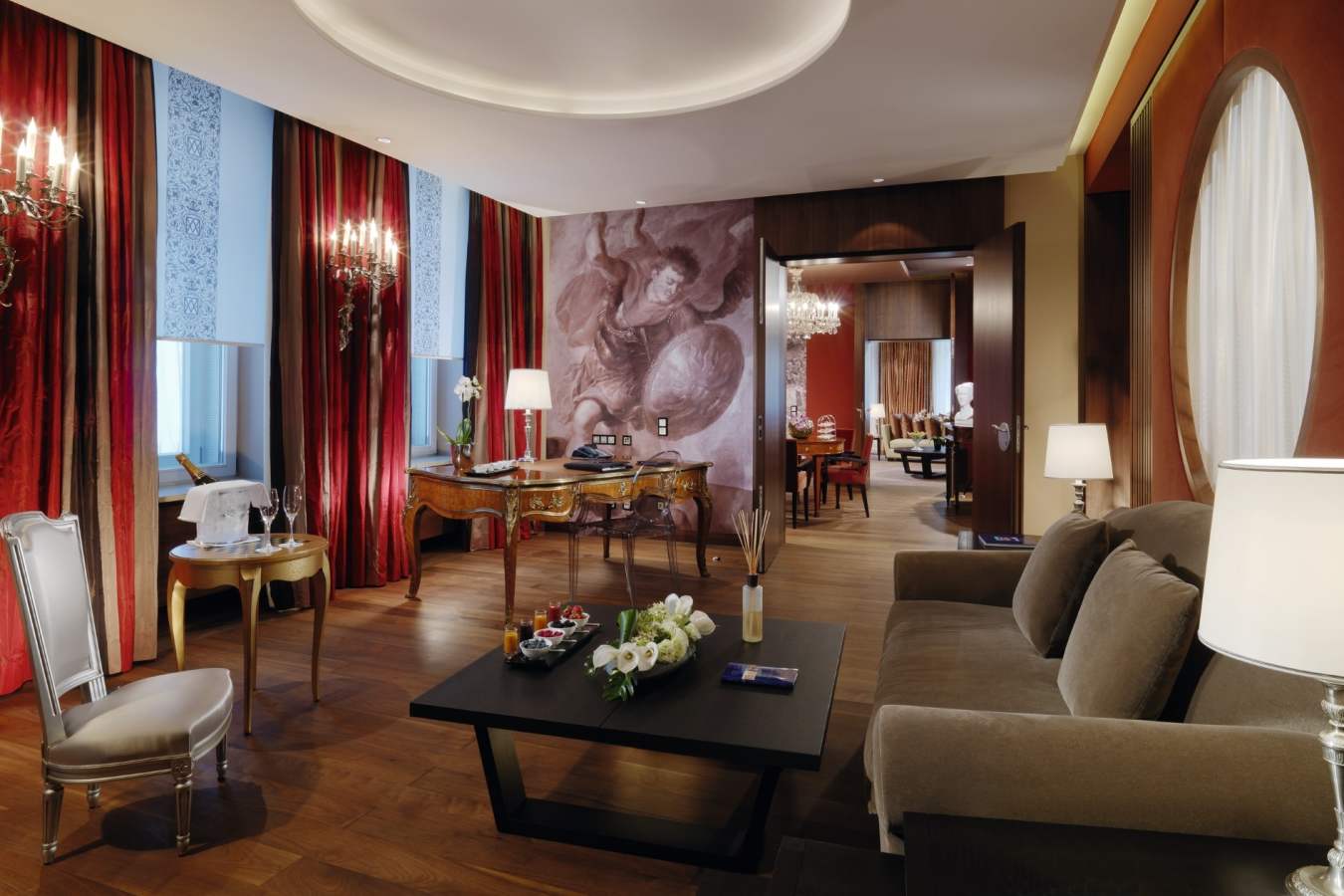 Royal Ludwig Suite - Hotel Vier Jahreszeiten Kempinski