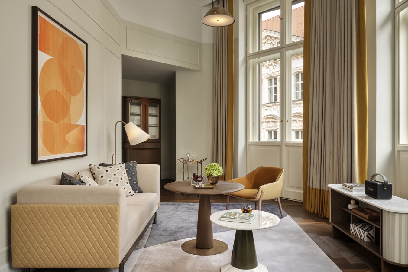 Corner Suite