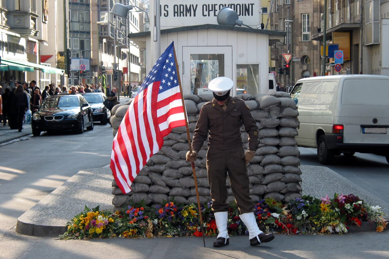 World Warr II  - US Checkpoint Charlie