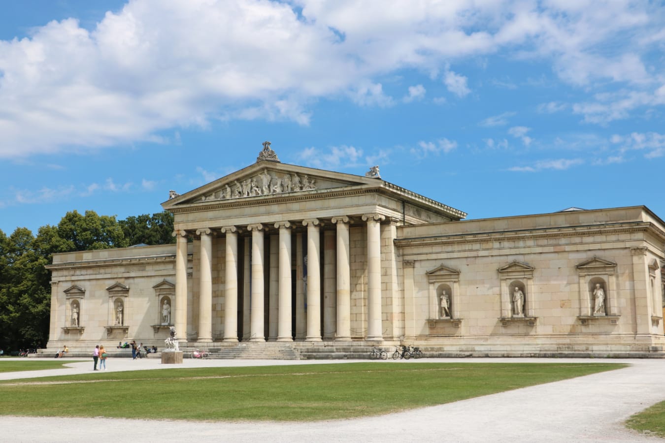 Knigsplatz City Square in Munich