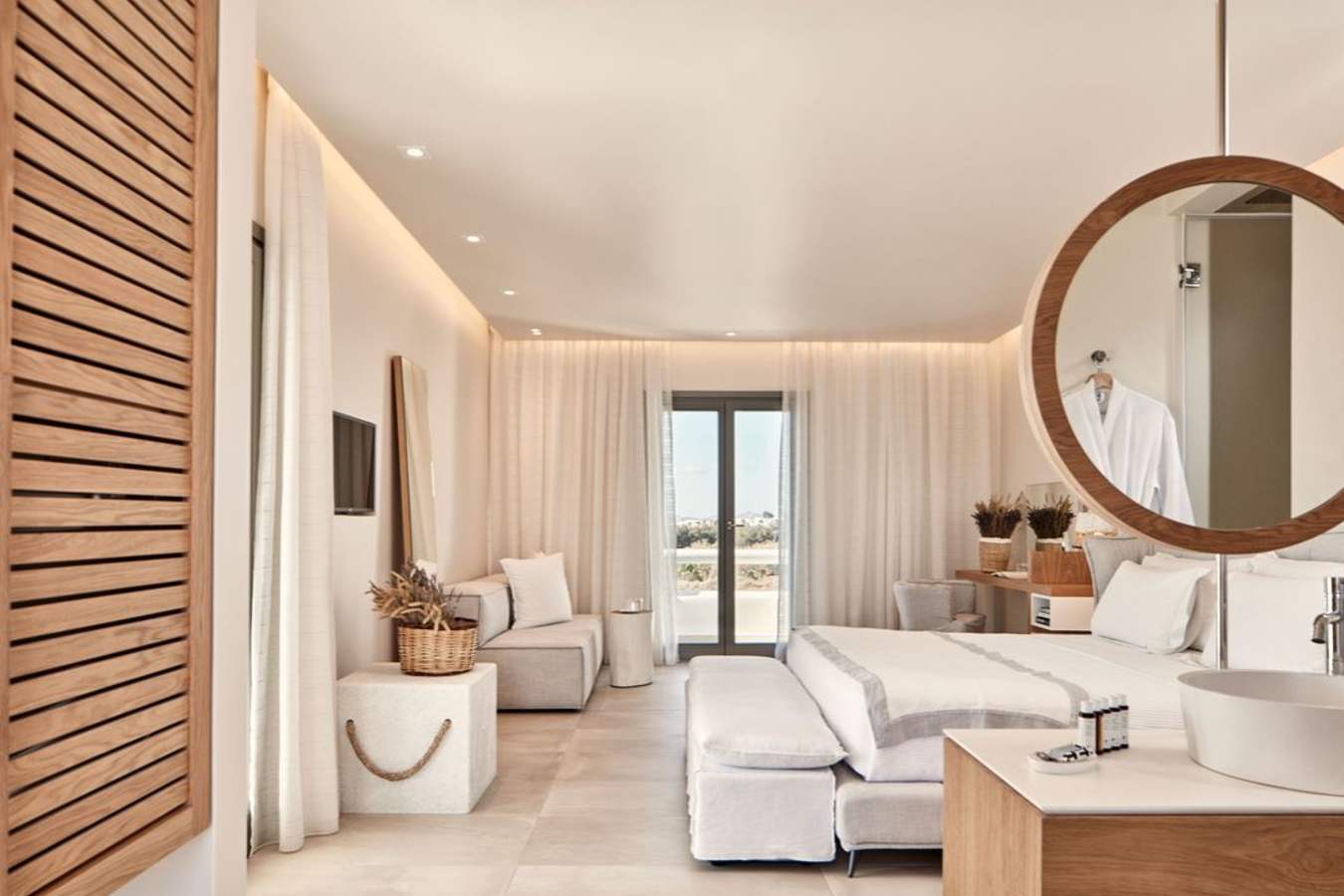 18 Grapes - Seaview Suite with Jacuzzi 