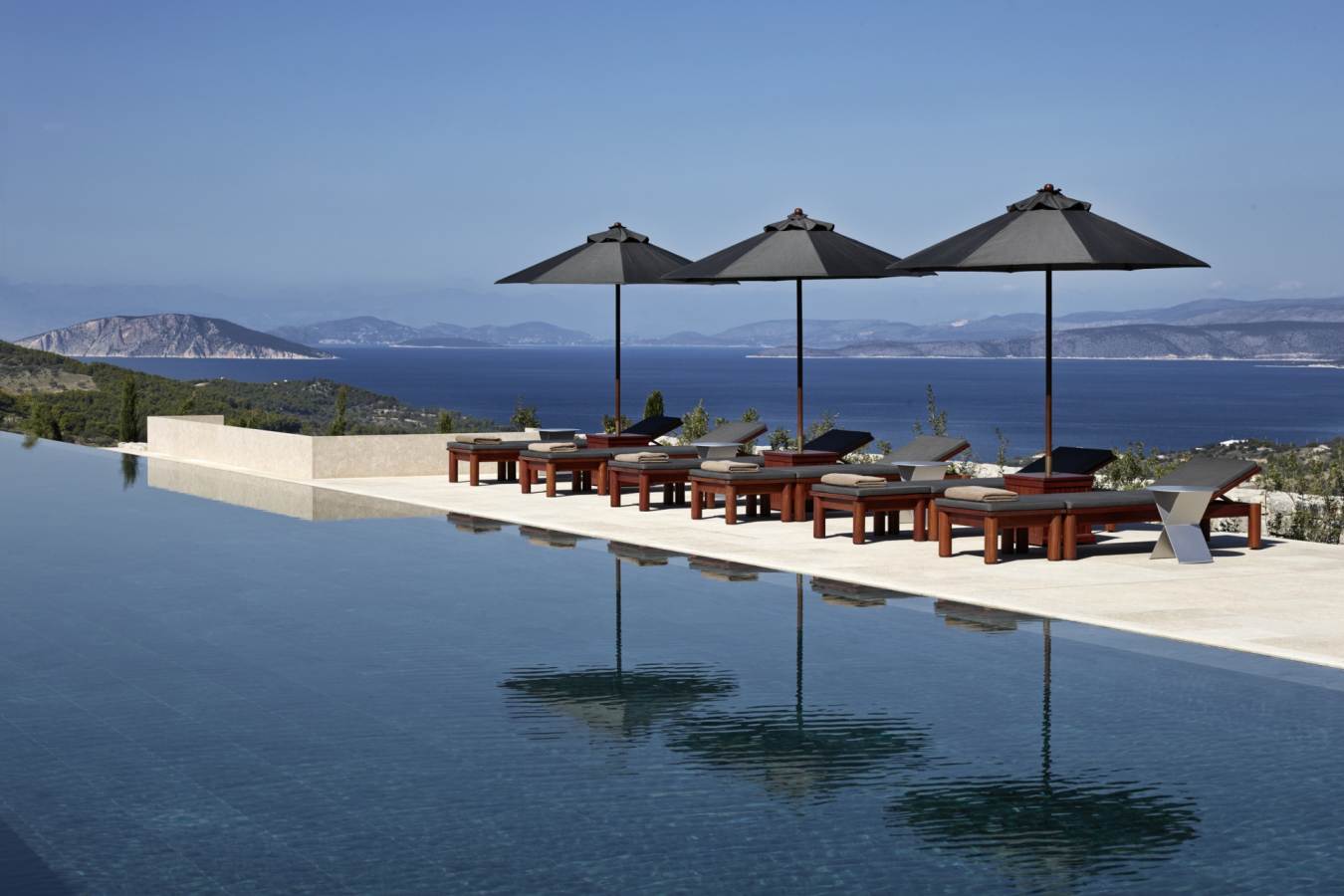 Pool loungers - Amanzoe