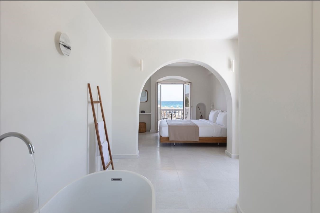 Ammothines cycladic SuiteS 