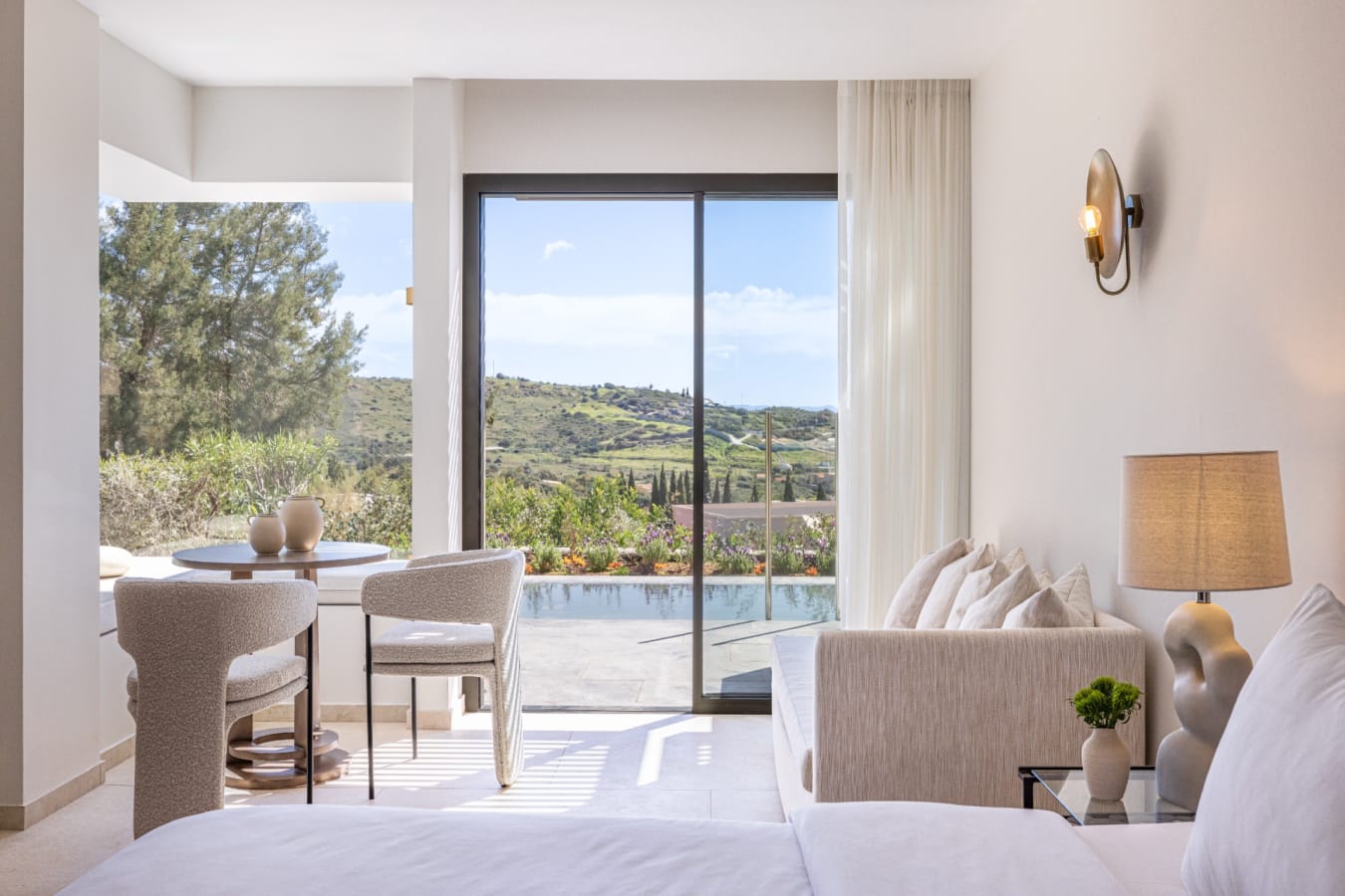 21-swim-up-premier-bungalow- 