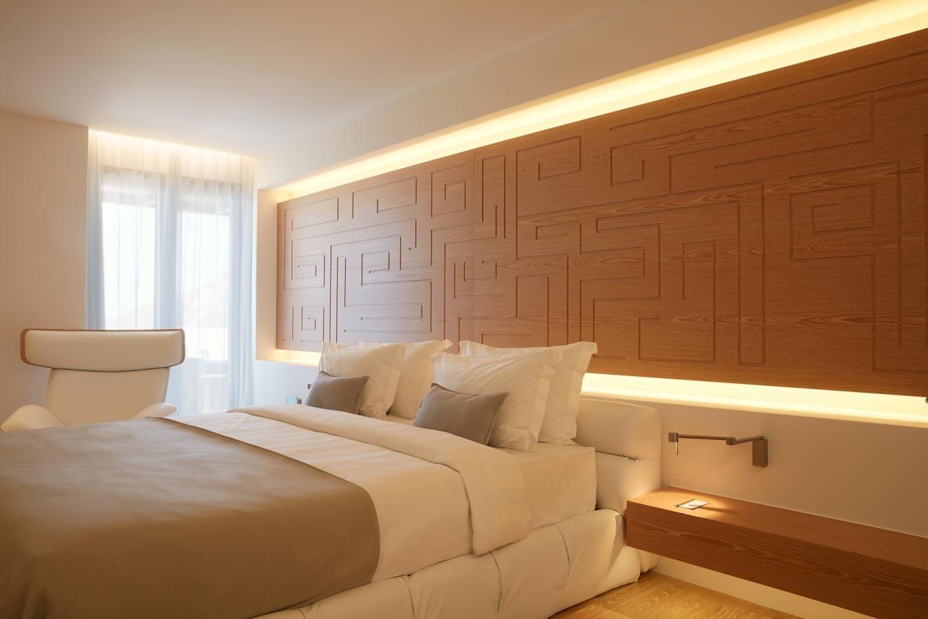 Master Bedroom - Daios Cove Mansion