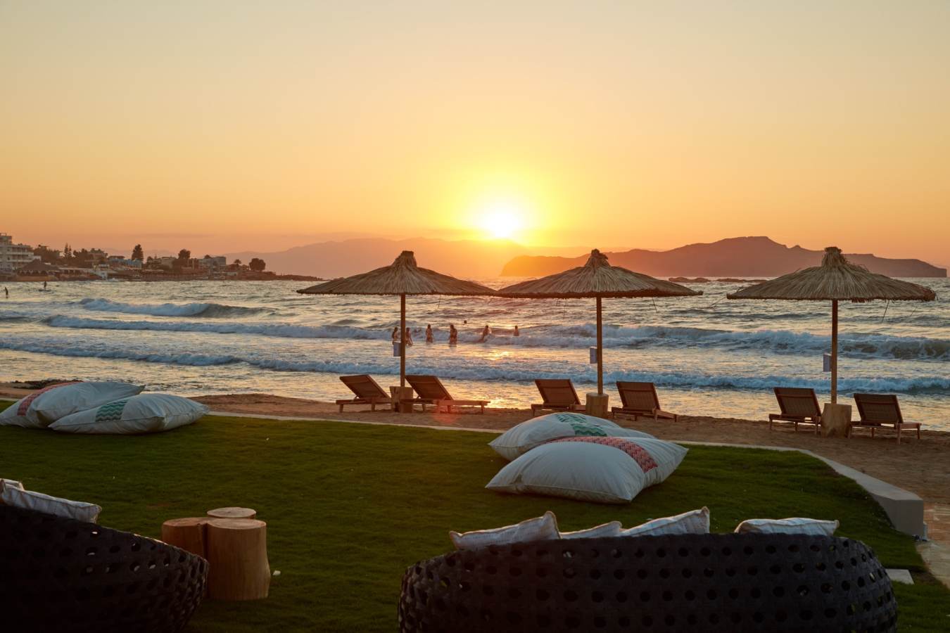 Beach - Domes Noruz