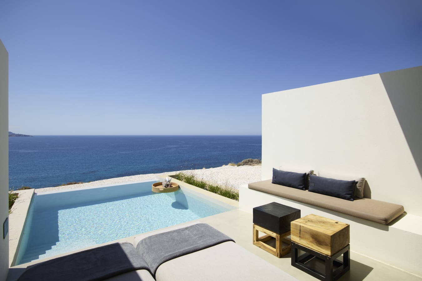 Veranda with Private Pool 