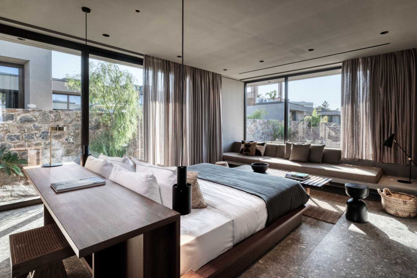 Tropical Open Plan Suite