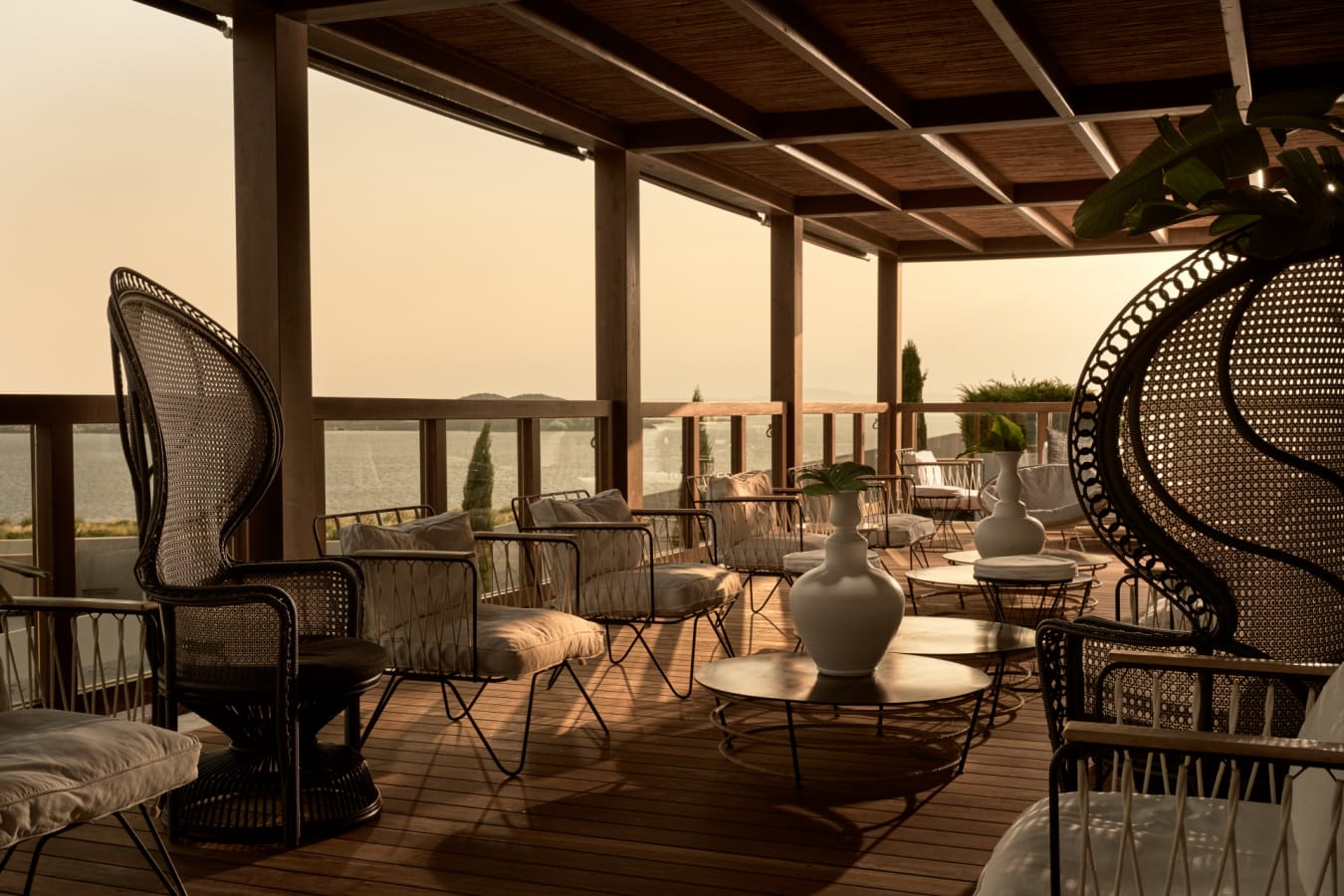 Eagles Villas Cabin Bar 