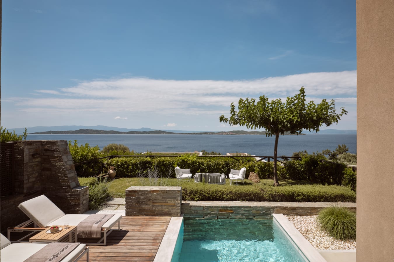 Residential Two Bedroom Pool Villa with Private Ga 