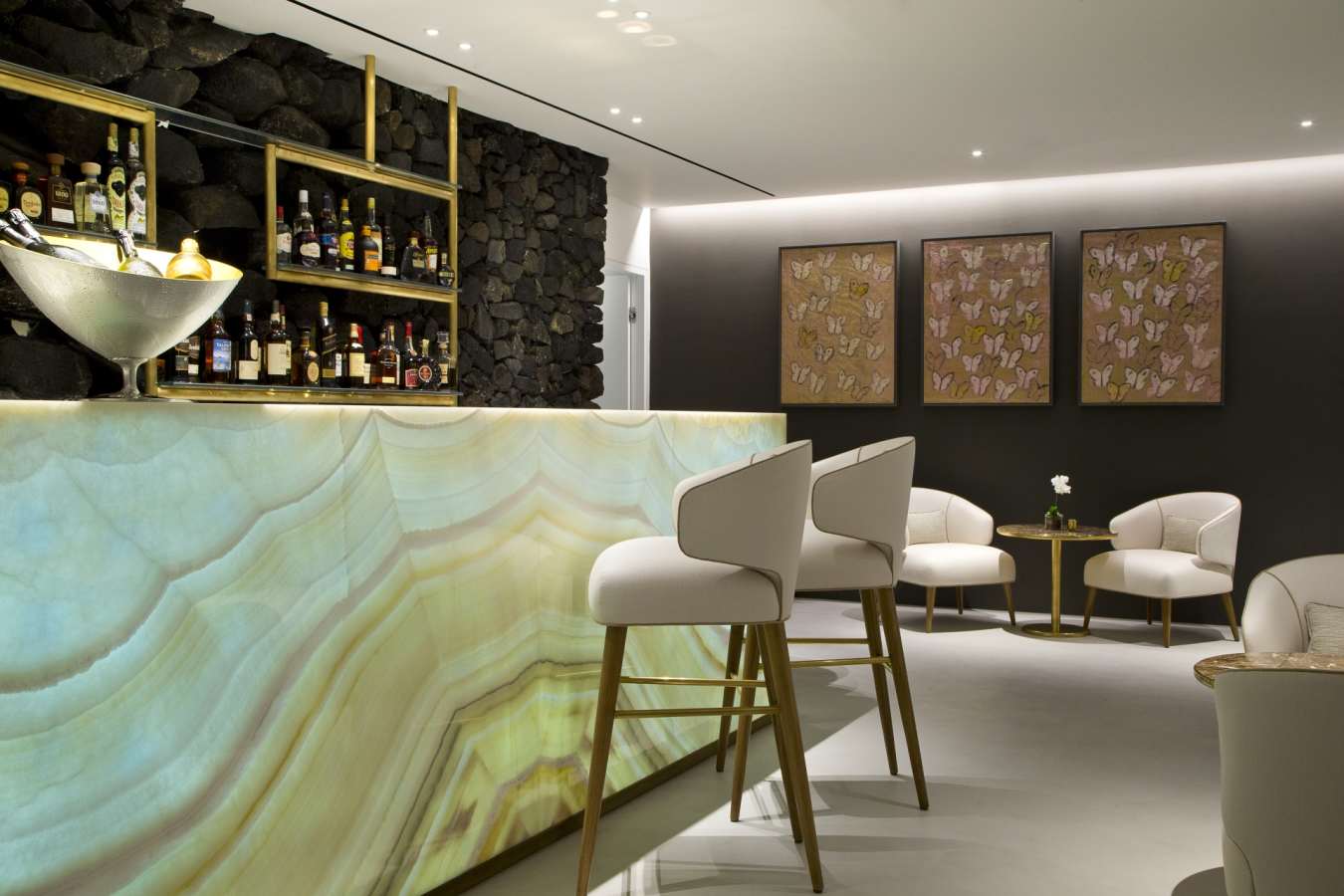 Champagne Lounge - Grace Santorini