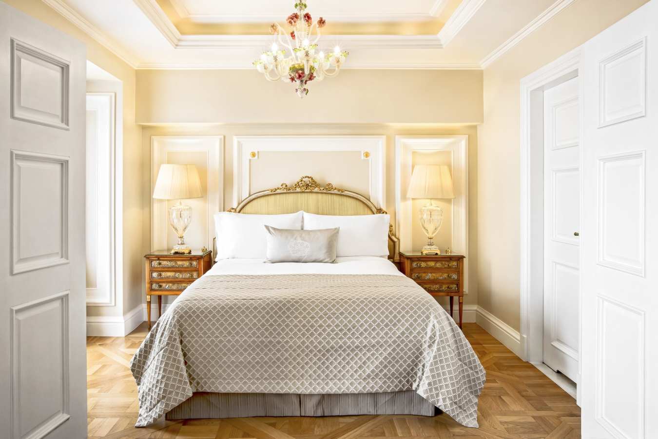 Executive Grand Suite Bedroom - King George Palace