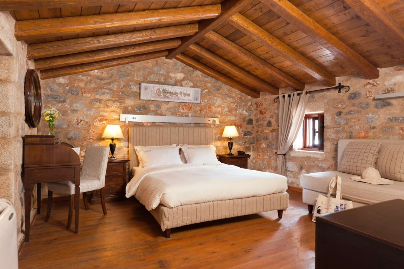 Bedroom - Kyrimai Hotel