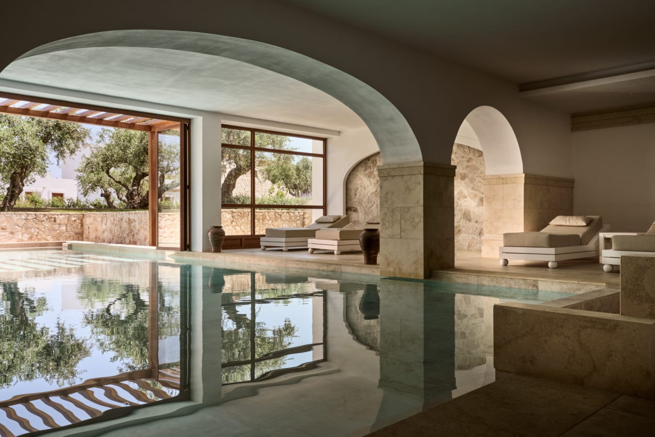 spa indoor pool