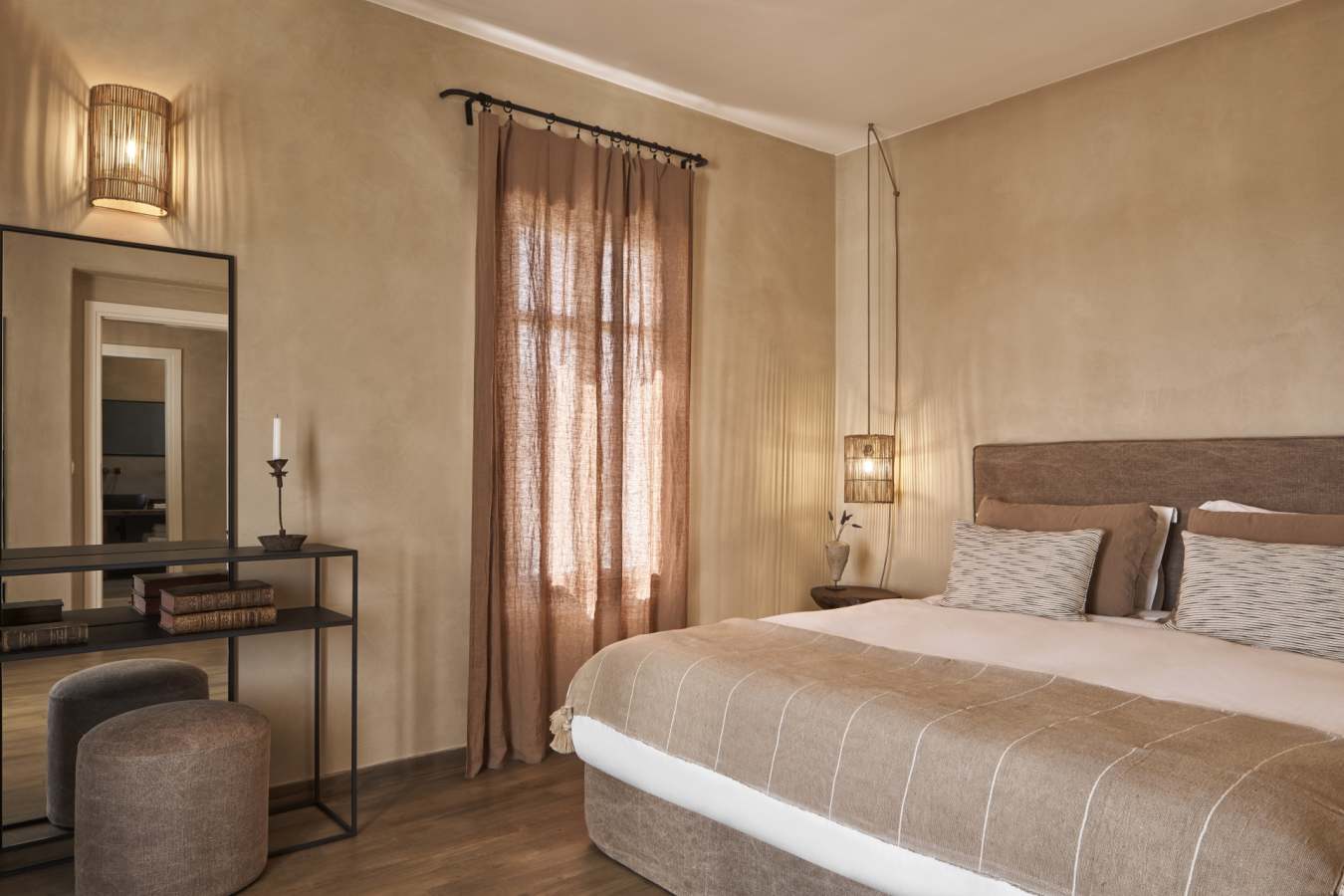 Villa master bedroom