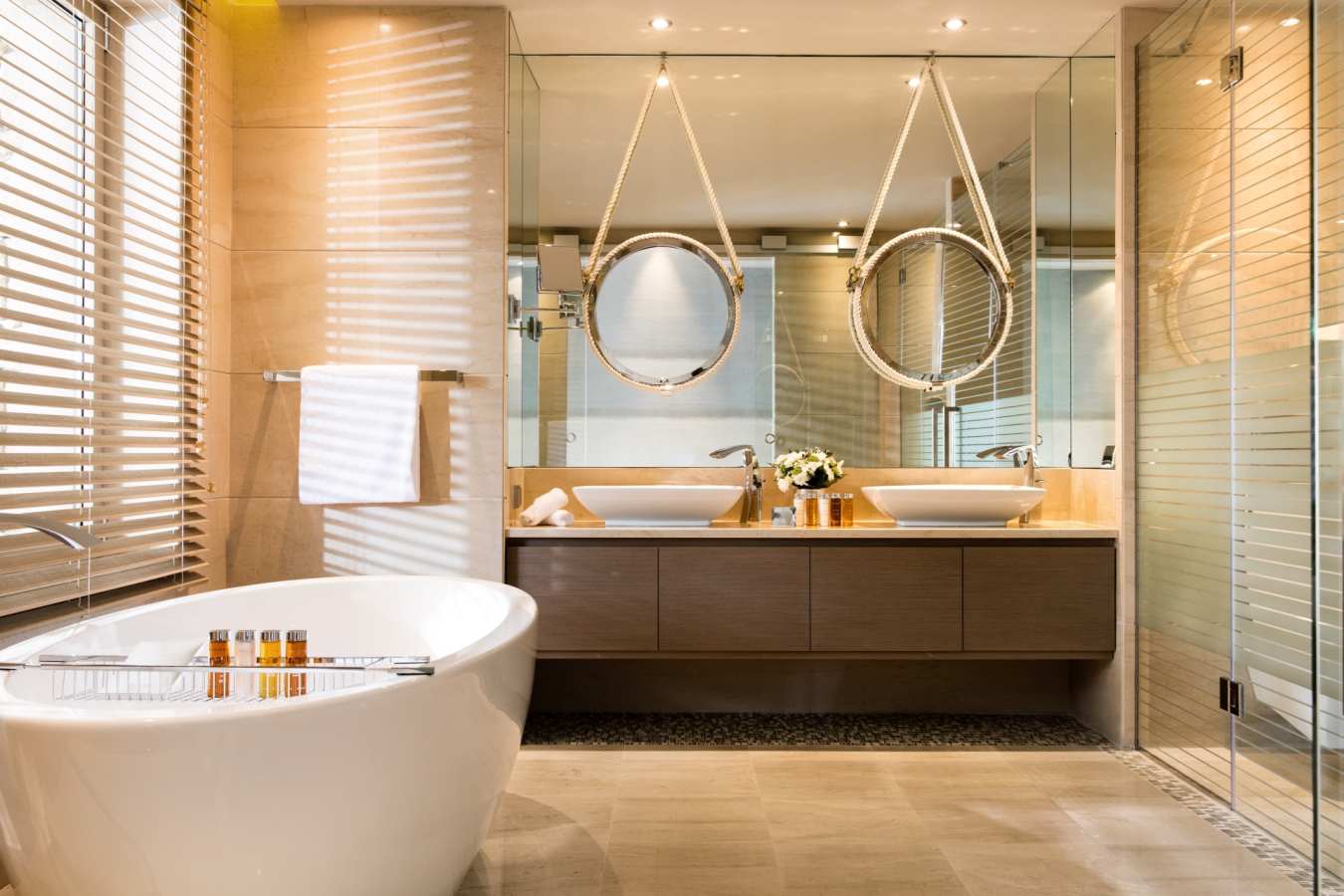 Bathroom - Sani Asterias