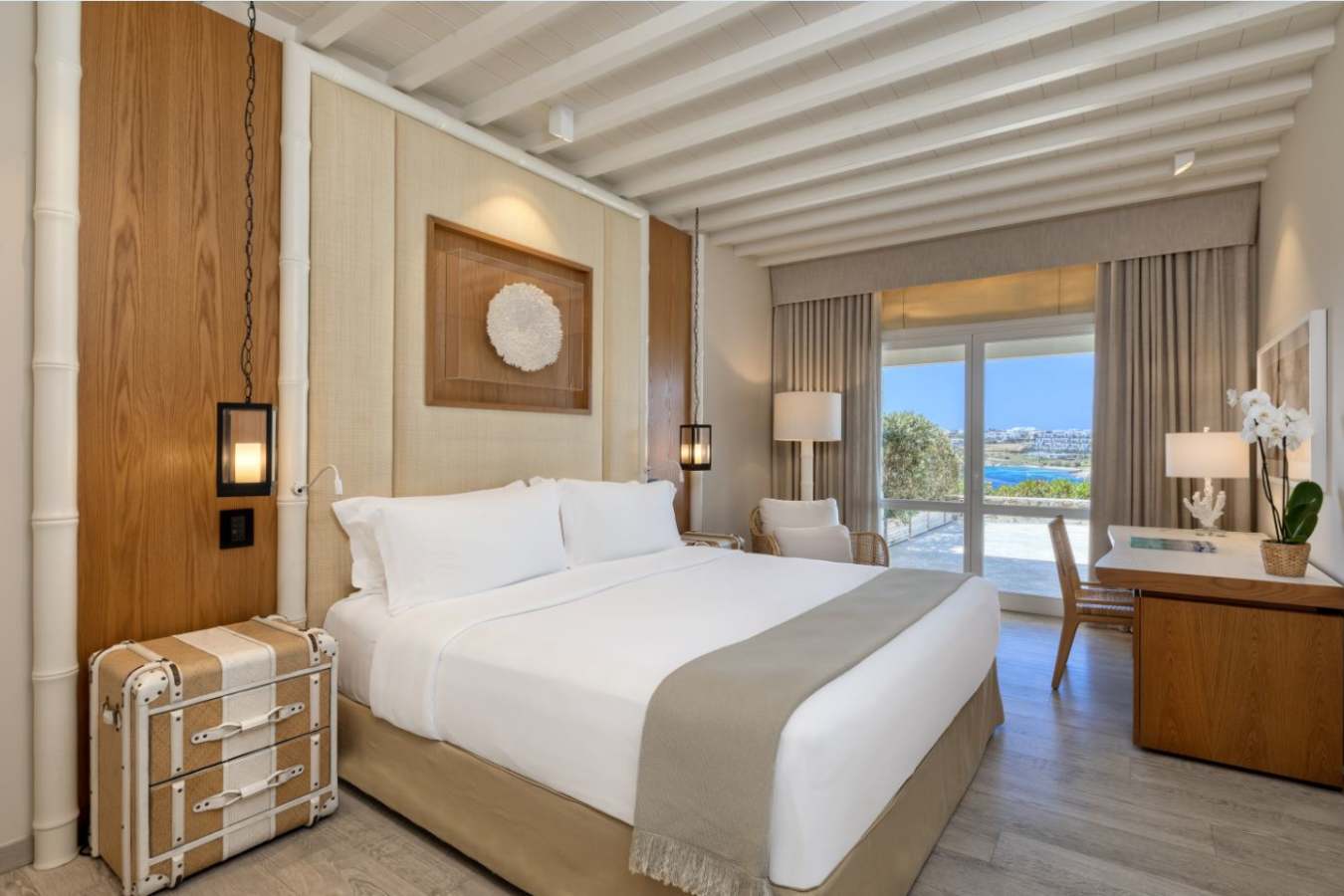 Deluxe Seaview room 