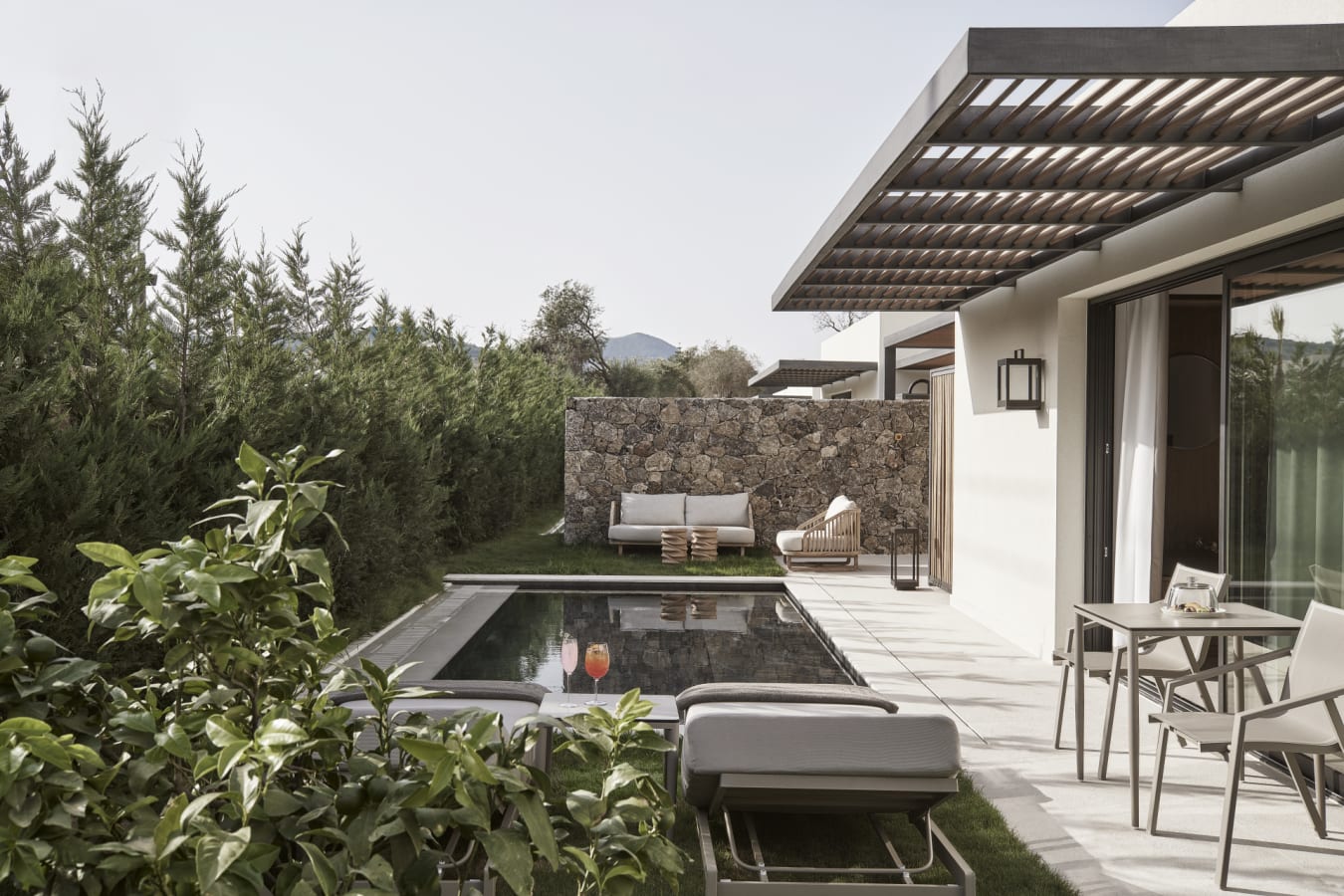 Majestic suite Pool