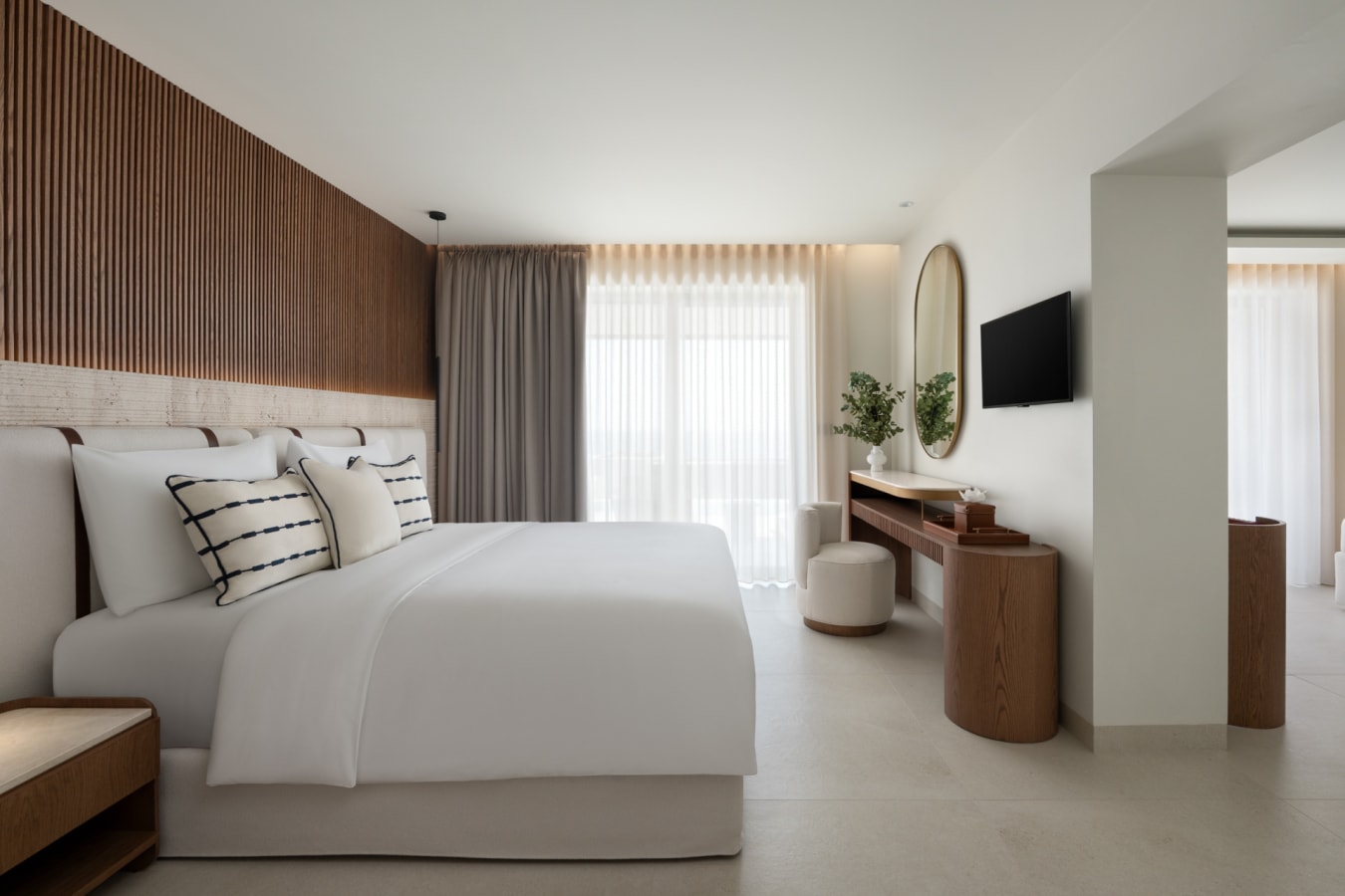 pool suite room