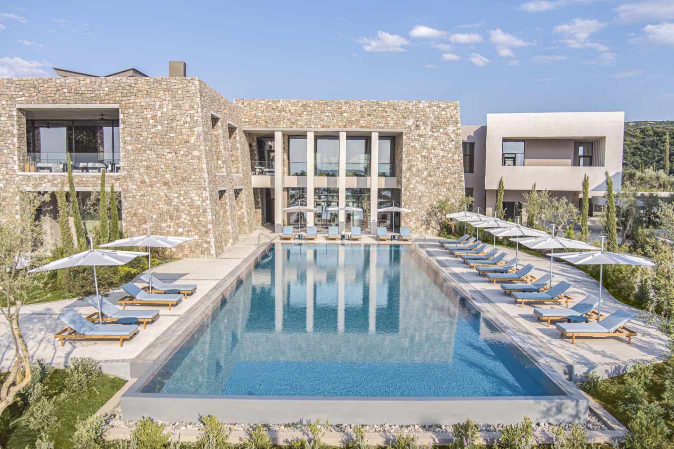 T gym lap pool