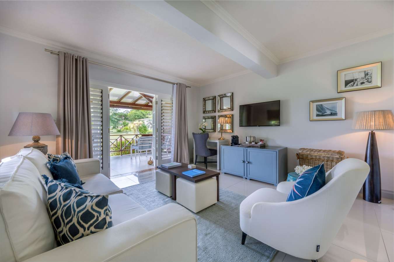 Pool Suite living room - Calabash, Grenada