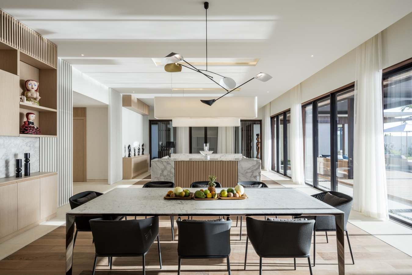 Beachfront Villa dining area