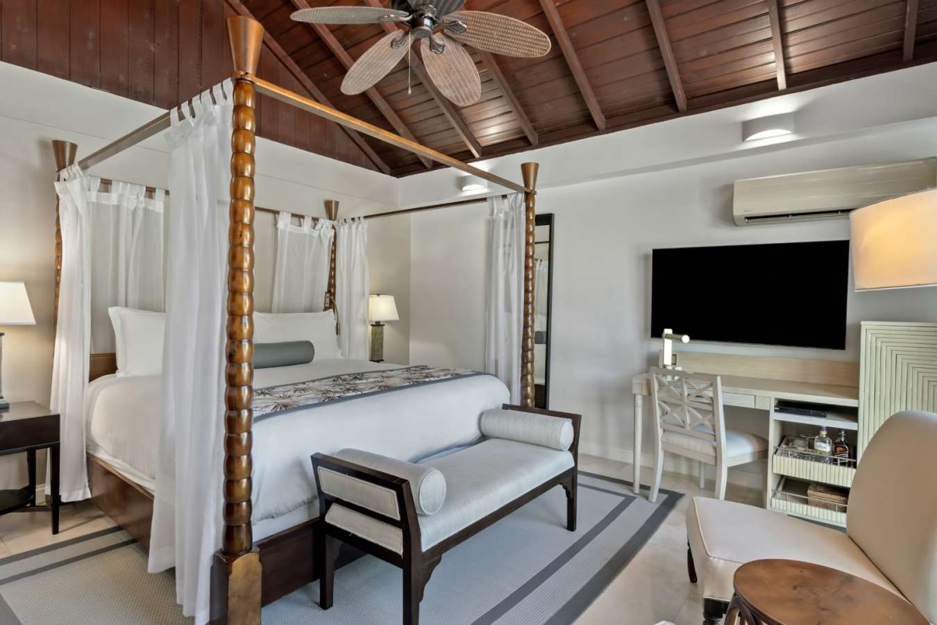 Royal Collection Pool Suites 