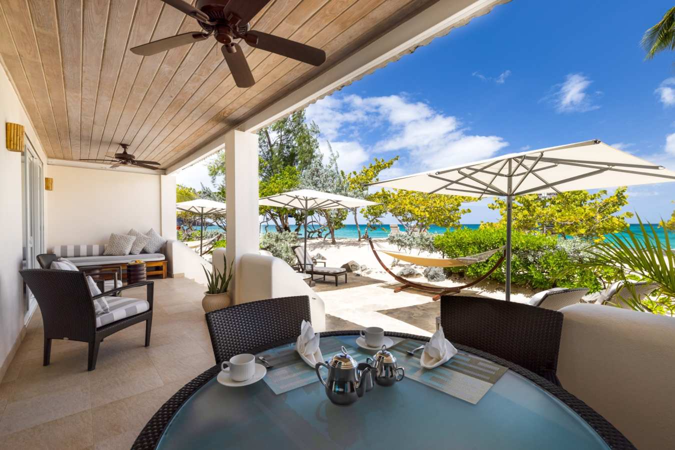 Royal Cinnamon and Saffron Beach Suites Terrace 