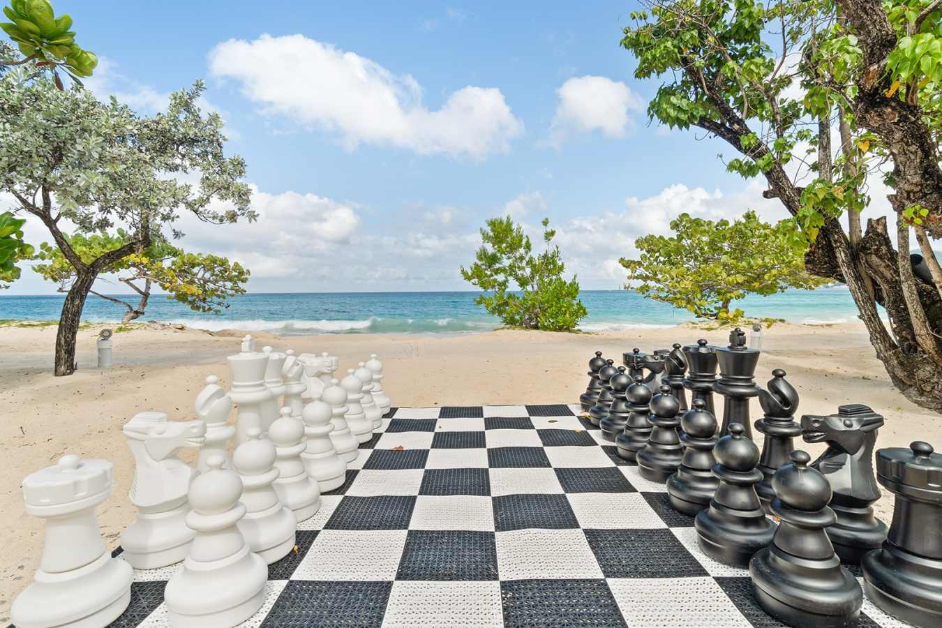 Chess on beach 