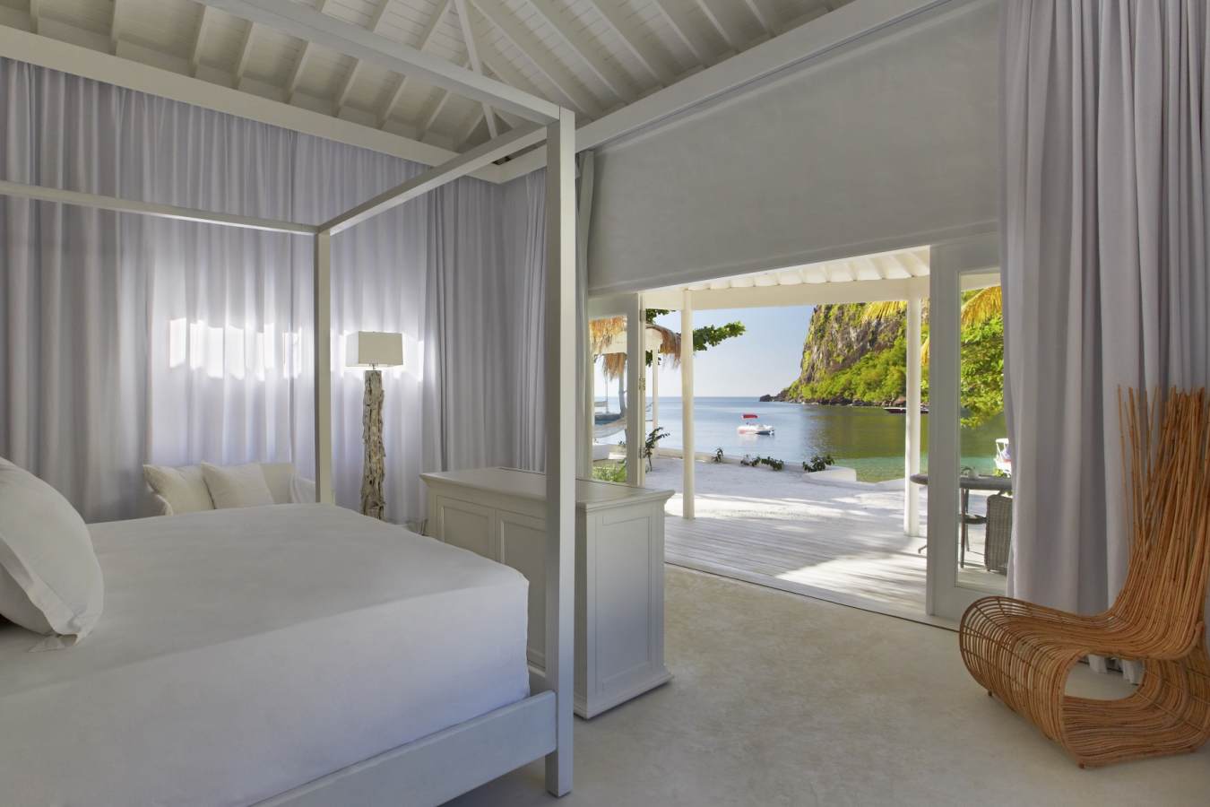 Luxury Beachfront Bungalow, Sugar Beach