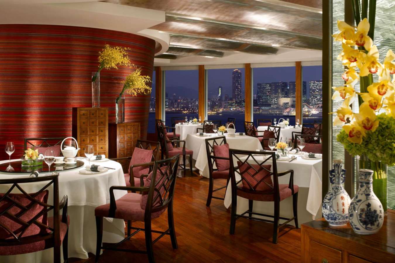 Restaurant - Four Seasons Hong Kong