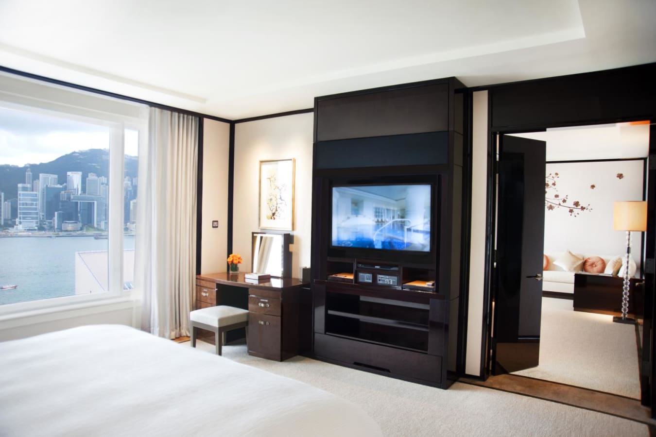 Suite Bedroom - Peninsula Hong Kong