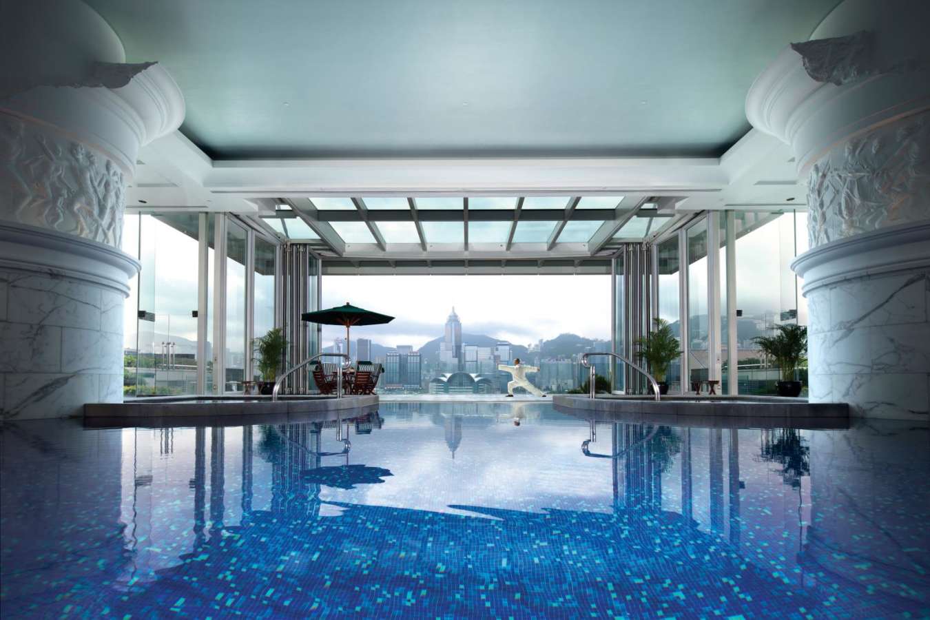 Pool - Peninsula Hong Kong