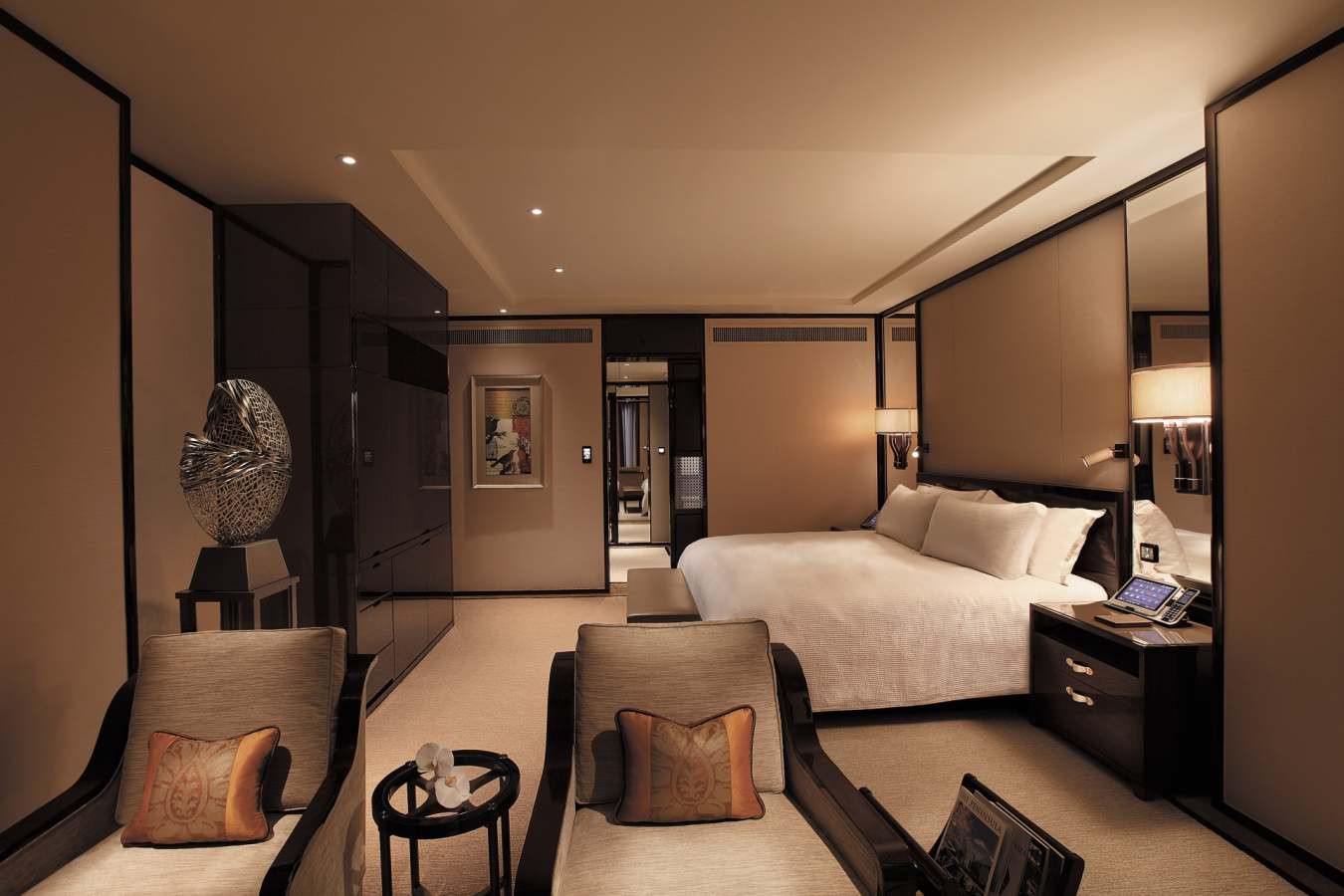 Grand Harbour Deluxe Suite